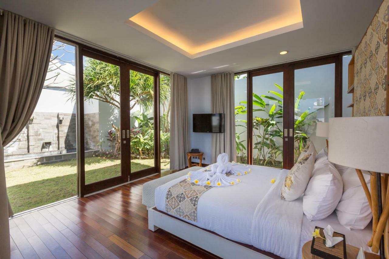 Lucia Villas Nusadua By Nagisa Bali Nusa Dua  Exterior photo