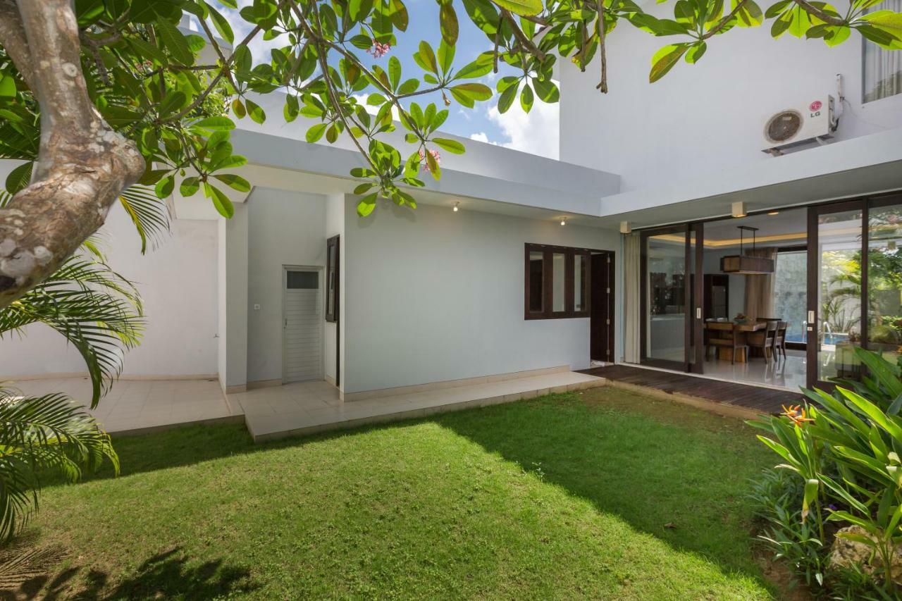 Lucia Villas Nusadua By Nagisa Bali Nusa Dua  Exterior photo