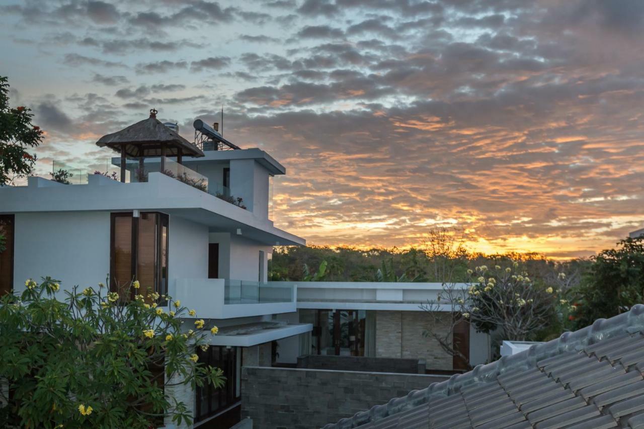 Lucia Villas Nusadua By Nagisa Bali Nusa Dua  Exterior photo